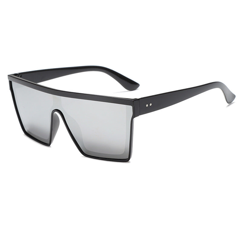 Fashion One-piece Large Rim Sunglasses European And American